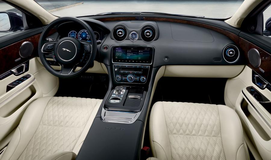 Торпедо Jaguar XJ50 LWB 2018 года  (WW) (фото 10 из 27)